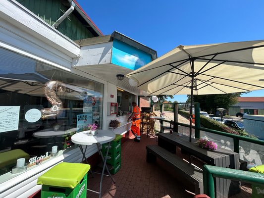 Mörtels-Imbiss_außen_01_bea.jpg Mörtels-Imbiss_außen_01_bea.jpg