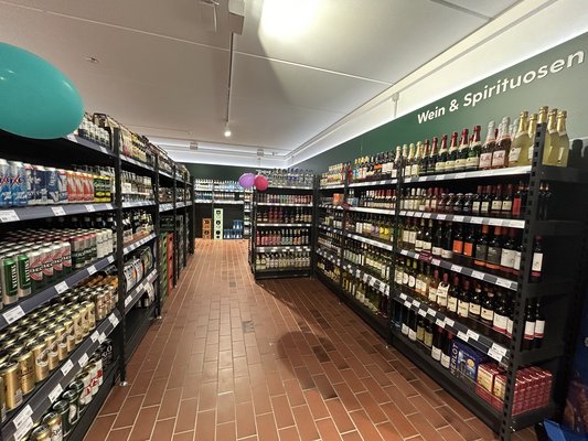 Tante_Enso_Holtsee_Innen_Getränke_01.jpg Tante_Enso_Holtsee_Innen_Getränke_01.jpg